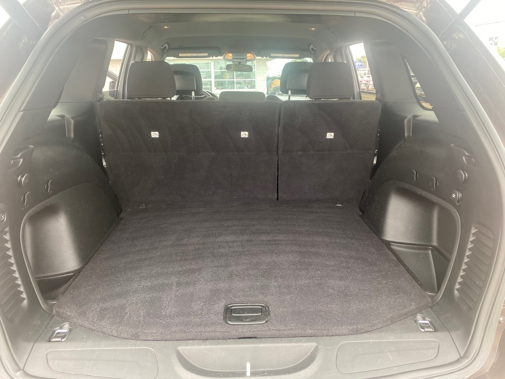 2021 Jeep GRAND CHEROKEE LAREDO in Amherst, Nova Scotia - 20 - w1024h768px
