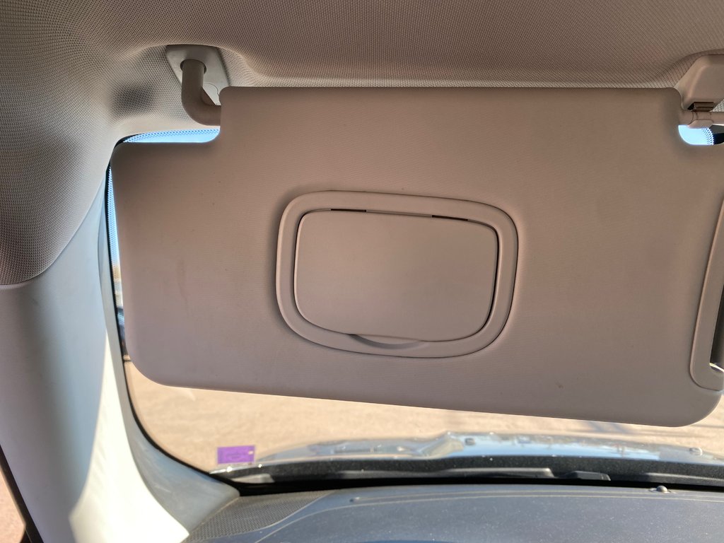 2019 Jeep Renegade Limited | Leather | Nav | Cam | USB | HtdWheel in Hebbville, Nova Scotia - 34 - w1024h768px