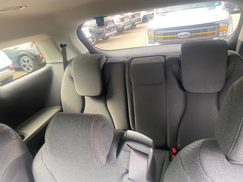 2027 Kia Carnival Hybrid LX | HEV | Cam | USB | HtdSeats | Warranty to 2034 in Amherst, Nova Scotia - 48 - w1024h768px