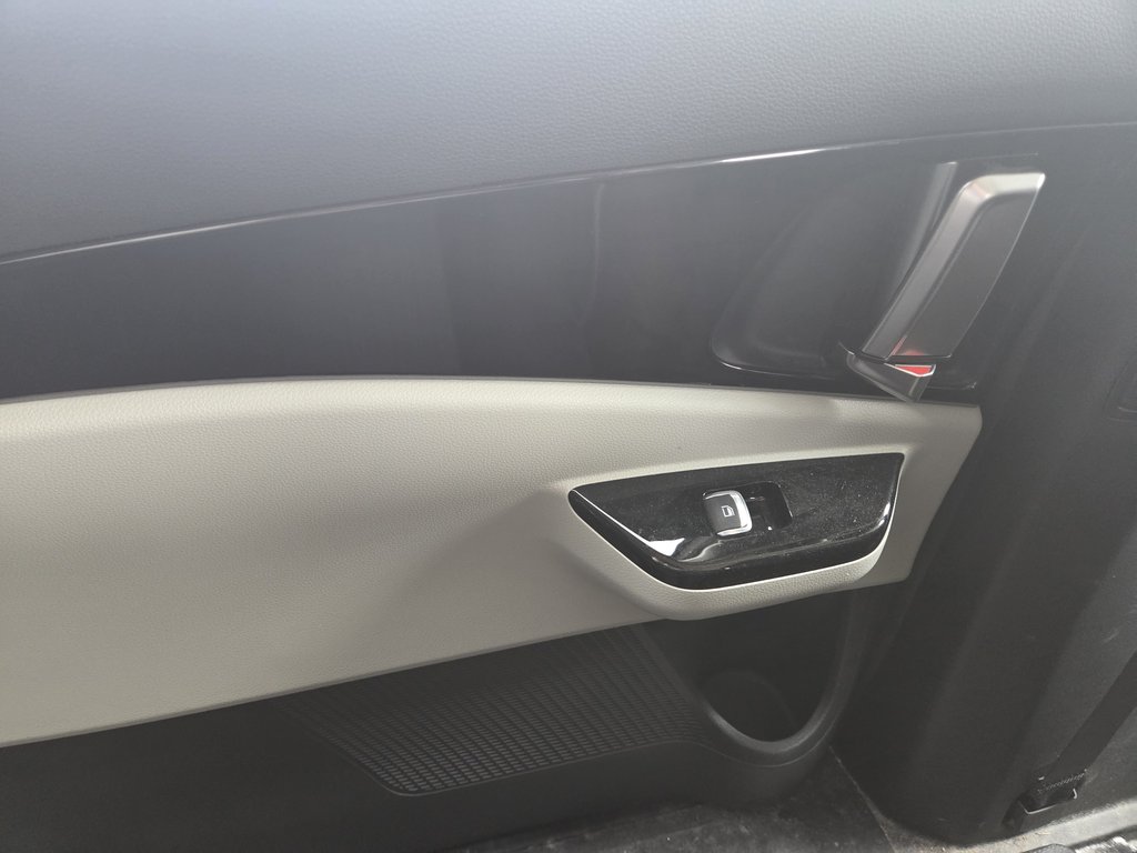 2023 Kia Carnival LX+ | Cam | 8-Pass | USB | AutoHeadLamps | CarPlay in Hebbville, Nova Scotia - 55 - w1024h768px