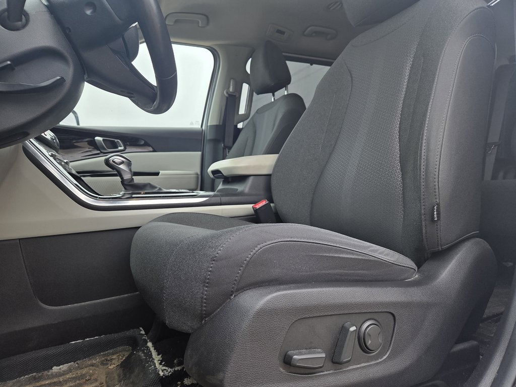 2023 Kia Carnival LX+ | Cam | 8-Pass | USB | AutoHeadLamps | CarPlay in Hebbville, Nova Scotia - 18 - w1024h768px