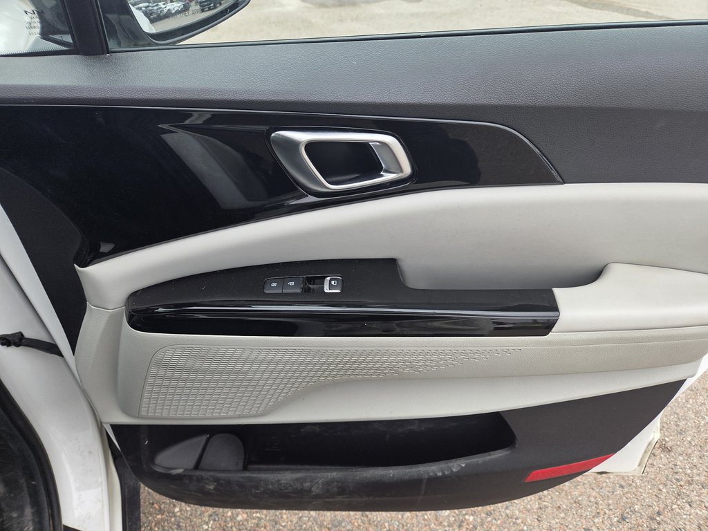 2023 Kia Carnival LX+ | Cam | 8-Pass | USB | AutoHeadLamps | CarPlay in Hebbville, Nova Scotia - 35 - w1024h768px
