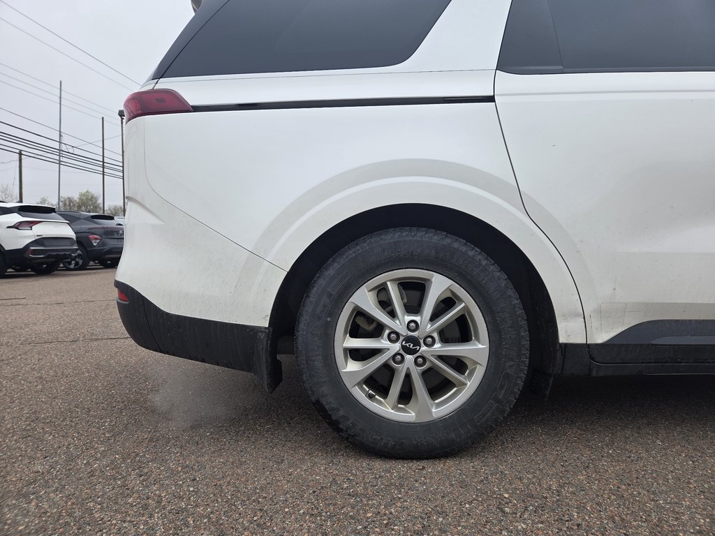 2023 Kia Carnival LX+ | Cam | 8-Pass | USB | AutoHeadLamps | CarPlay in Hebbville, Nova Scotia - 13 - w1024h768px