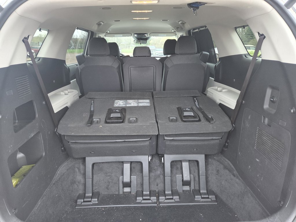 2023 Kia Carnival LX+ | Cam | 8-Pass | USB | AutoHeadLamps | CarPlay in Hebbville, Nova Scotia - 63 - w1024h768px