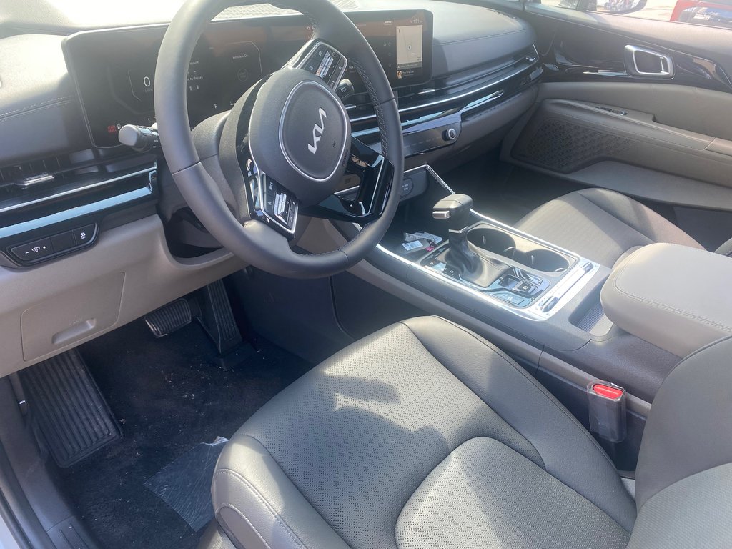 2026 Kia Carnival SX | Leather | Roof | Nav | Warranty to 2031 in Amherst, Nova Scotia - 15 - w1024h768px