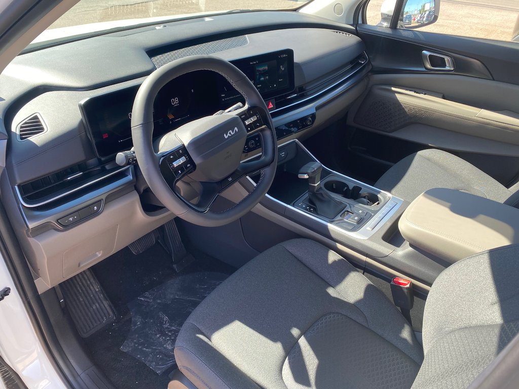 2027 Kia Carnival LX | Nav | 8-Pass | Cam | USB | Warranty to 2031 in Amherst, Nova Scotia - 26 - w1024h768px