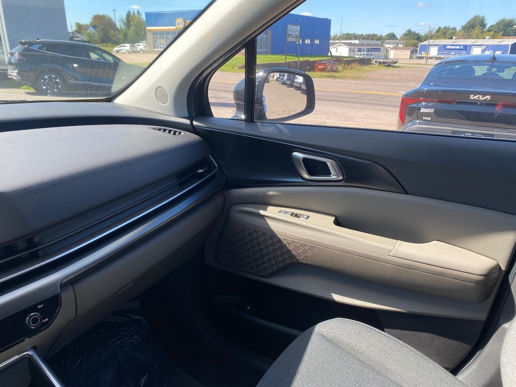 Kia Carnival LX+ | Nav | 8-Pass | Cam | USB | Warranty to 2031 2027 à Hebbville, Nouvelle-Écosse - 46 - w1024h768px