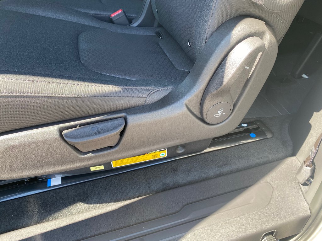 2027 Kia Carnival LX | Nav | 8-Pass | Cam | USB | Warranty to 2031 in Amherst, Nova Scotia - 44 - w1024h768px