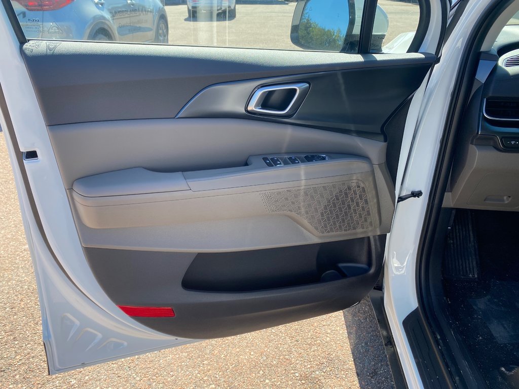 2027 Kia Carnival LX | Nav | 8-Pass | Cam | USB | Warranty to 2031 in Amherst, Nova Scotia - 23 - w1024h768px