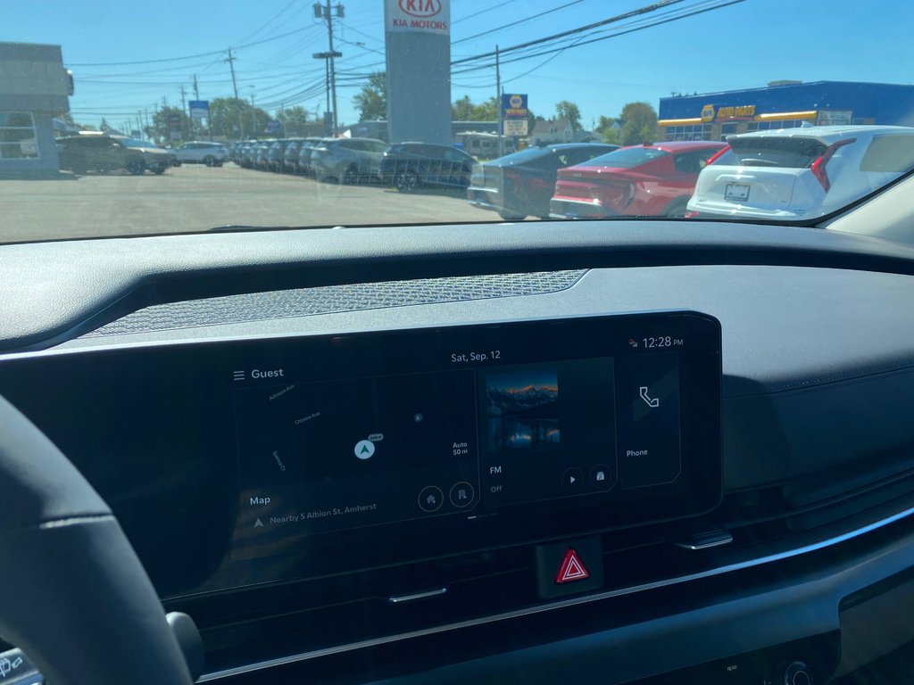 2027 Kia Carnival LX | Nav | 8-Pass | Cam | USB | Warranty to 2031 in Amherst, Nova Scotia - 35 - w1024h768px