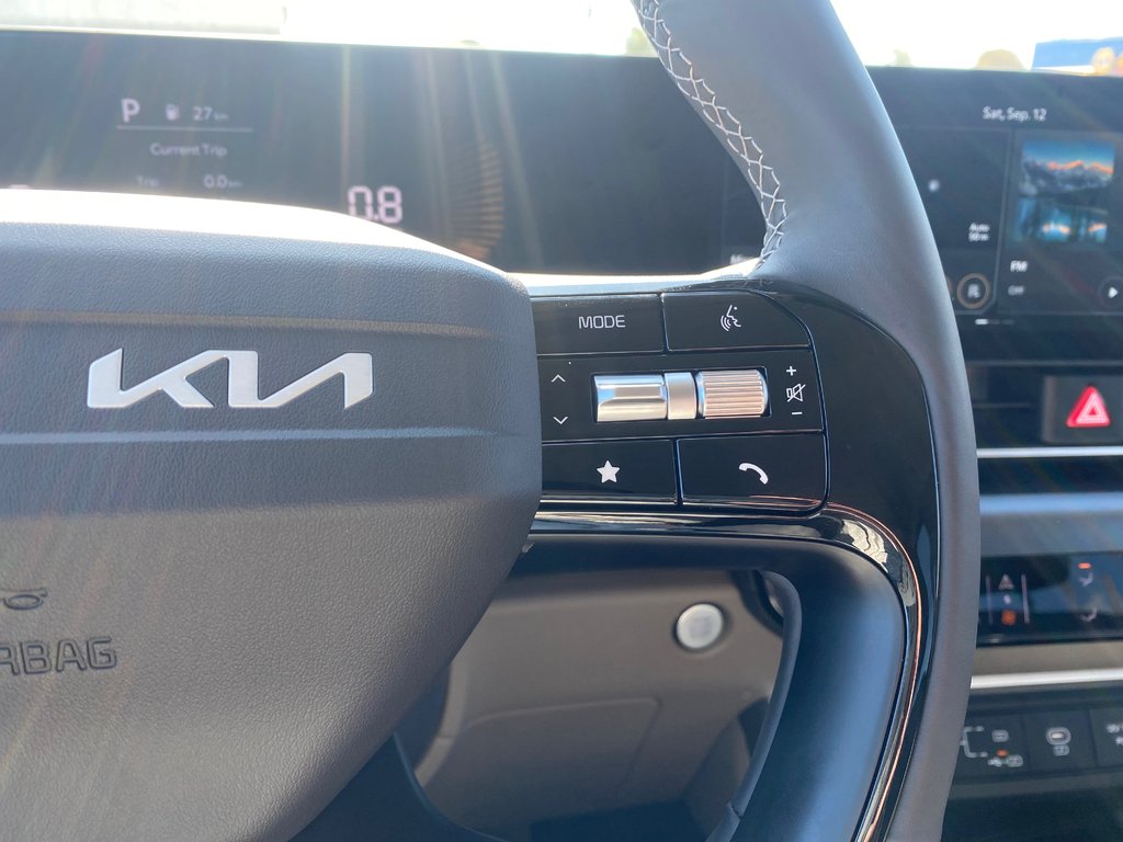 2027 Kia Carnival LX | Nav | 8-Pass | Cam | USB | Warranty to 2031 in Amherst, Nova Scotia - 33 - w1024h768px
