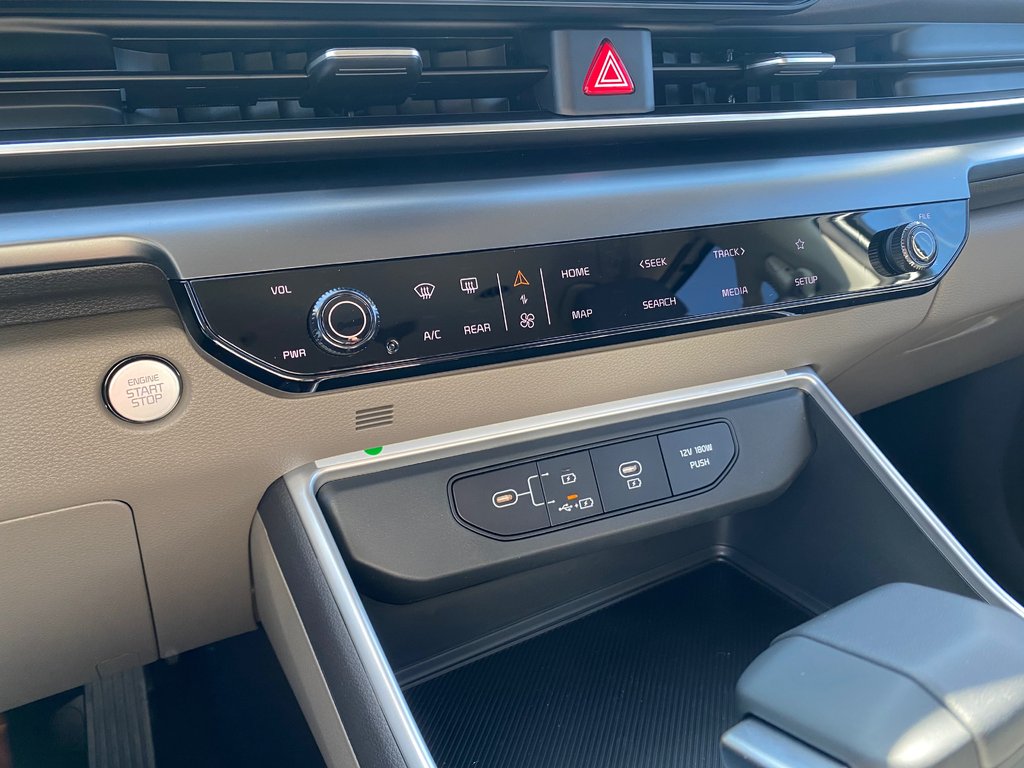 2027 Kia Carnival LX | Nav | 8-Pass | Cam | USB | Warranty to 2031 in Amherst, Nova Scotia - 38 - w1024h768px