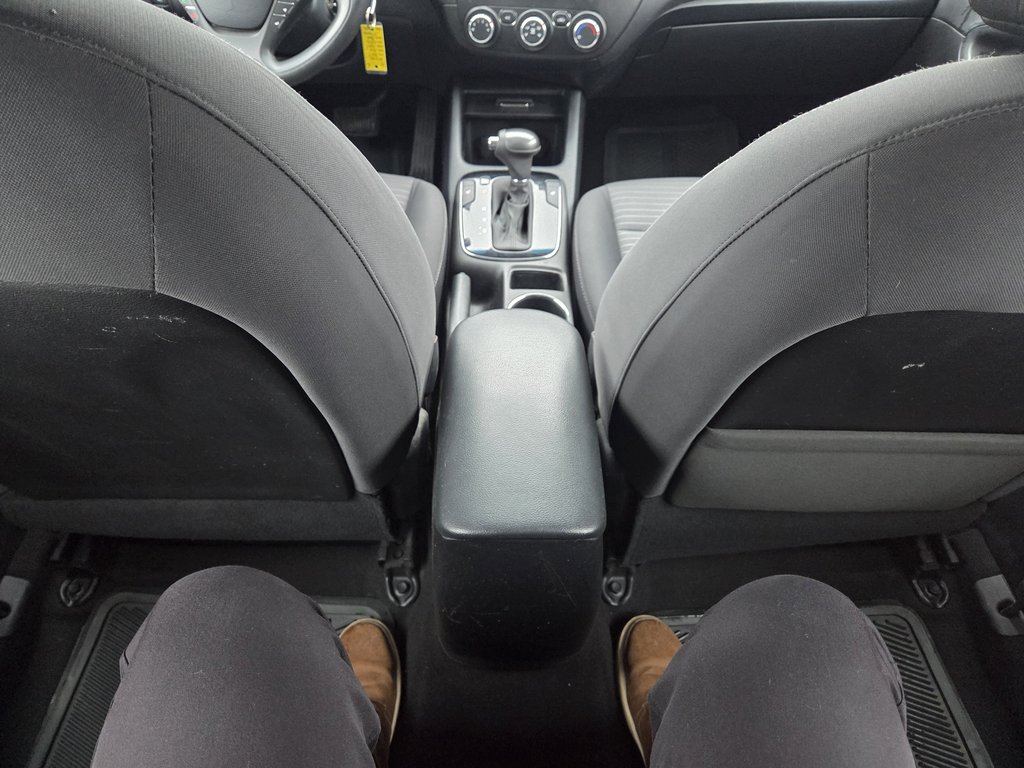 2017 Kia Forte 5-Door EX | Cam | USB | HtdSeats | Bluetooth | Keyless in Bridgewater, New Brunswick - 55 - w1024h768px