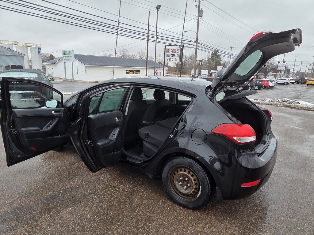 2017 Kia Forte 5-Door EX | Cam | USB | HtdSeats | Bluetooth | Keyless in Bridgewater, New Brunswick - 97 - w1024h768px