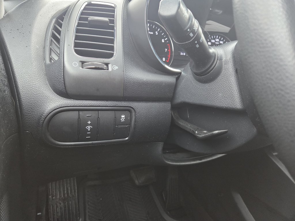 2017 Kia Forte 5-Door EX | Cam | USB | HtdSeats | Bluetooth | Keyless in Bridgewater, New Brunswick - 26 - w1024h768px