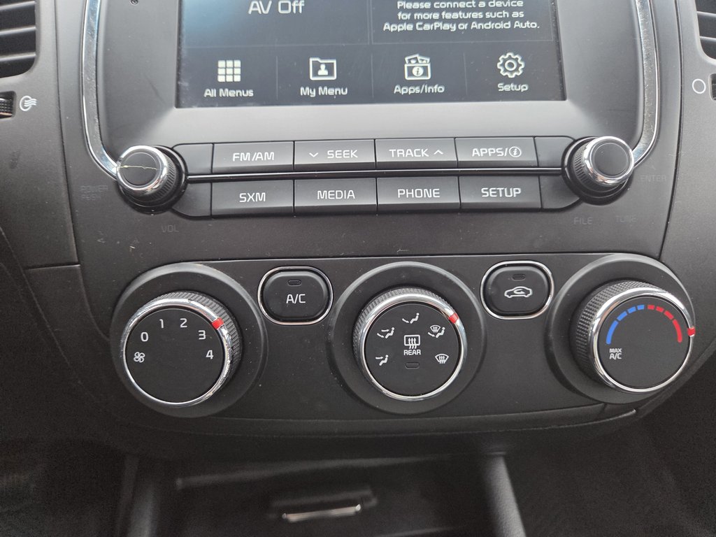 2017 Kia Forte 5-Door EX | Cam | USB | HtdSeats | Bluetooth | Keyless in Bridgewater, New Brunswick - 32 - w1024h768px