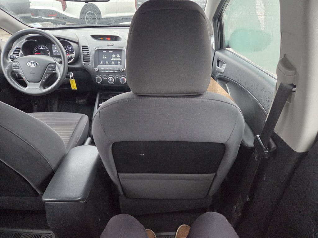 2017 Kia Forte 5-Door EX | Cam | USB | HtdSeats | Bluetooth | Keyless in Bridgewater, New Brunswick - 56 - w1024h768px