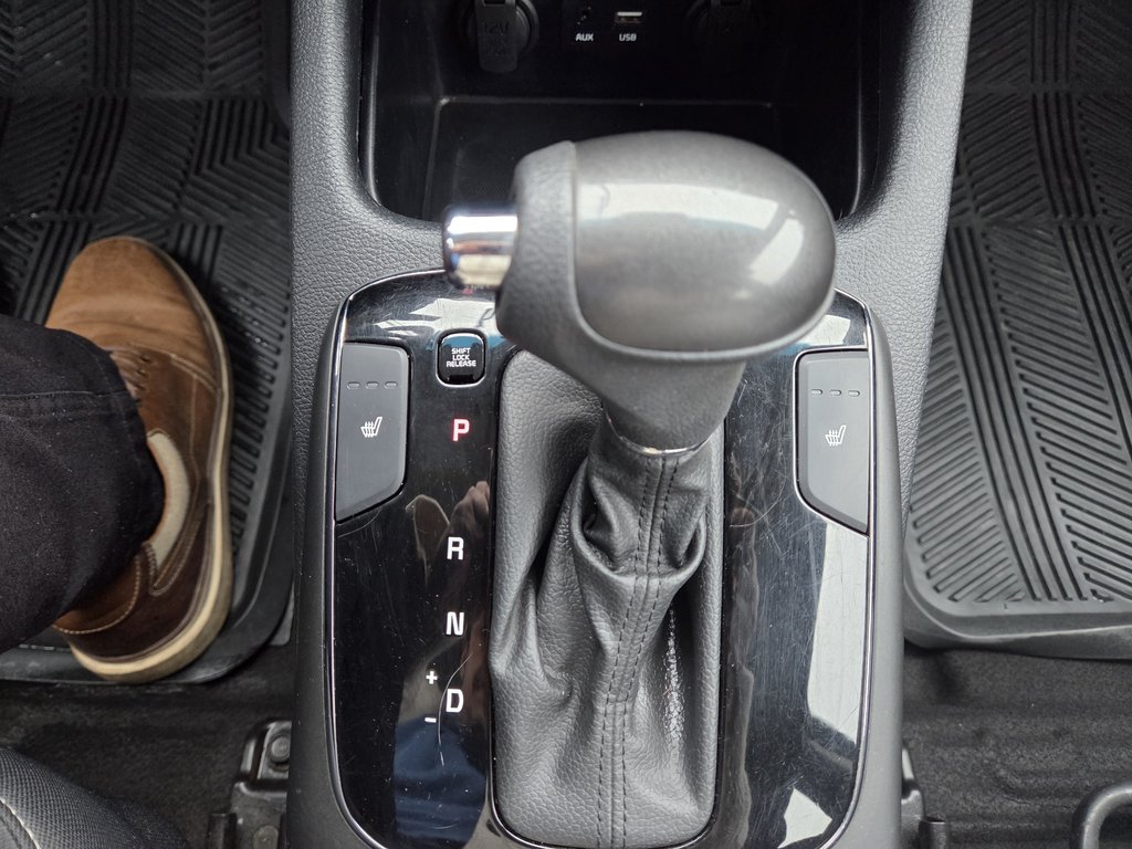 2017 Kia Forte 5-Door EX | Cam | USB | HtdSeats | Bluetooth | Keyless in Bridgewater, New Brunswick - 43 - w1024h768px