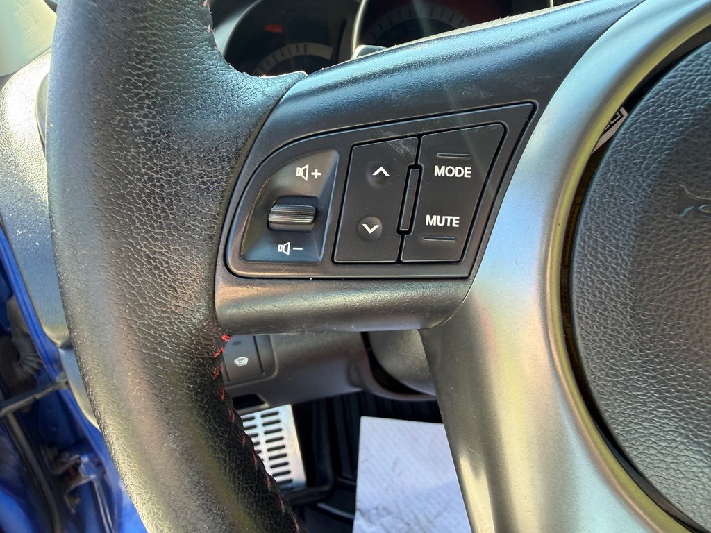 2012 Kia Forte Koup SX | Leather | SunRoof | Cam l USB | Bluetooth in Hebbville, Nova Scotia - 29 - w1024h768px