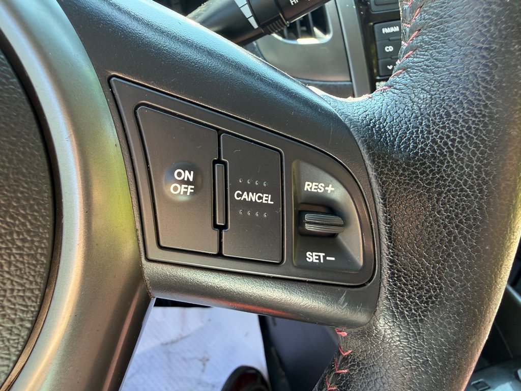 2012 Kia Forte Koup SX | Leather | SunRoof | Cam l USB | Bluetooth in Hebbville, Nova Scotia - 33 - w1024h768px