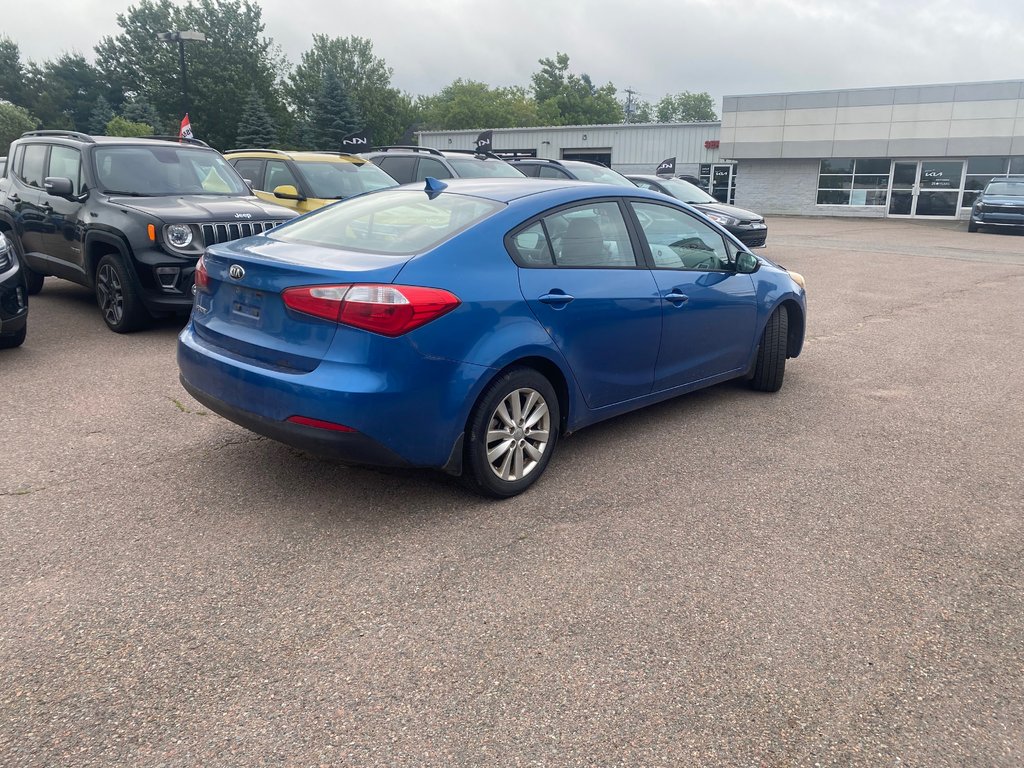 2014 Kia Forte LX+ in Hebbville, Nova Scotia - 4 - w1024h768px