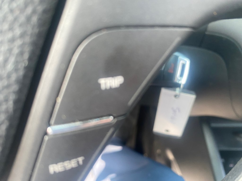 2014 Kia FORTE LX+ | USB | Bluetooth | Keyless | Cruise in Amherst, Nova Scotia - 27 - w1024h768px