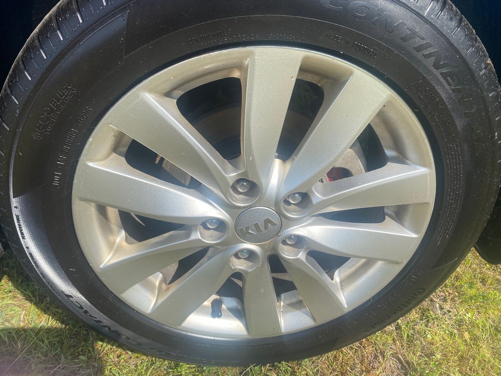 2014 Kia FORTE LX+ | USB | Bluetooth | Keyless | Cruise in Amherst, Nova Scotia - 9 - w1024h768px
