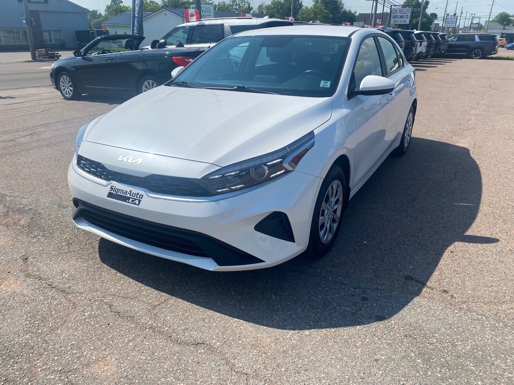 2023 Kia Forte LX | Cam | USB | HtdSeats | Warranty to 2028 in Amherst, Nova Scotia - 5 - w1024h768px