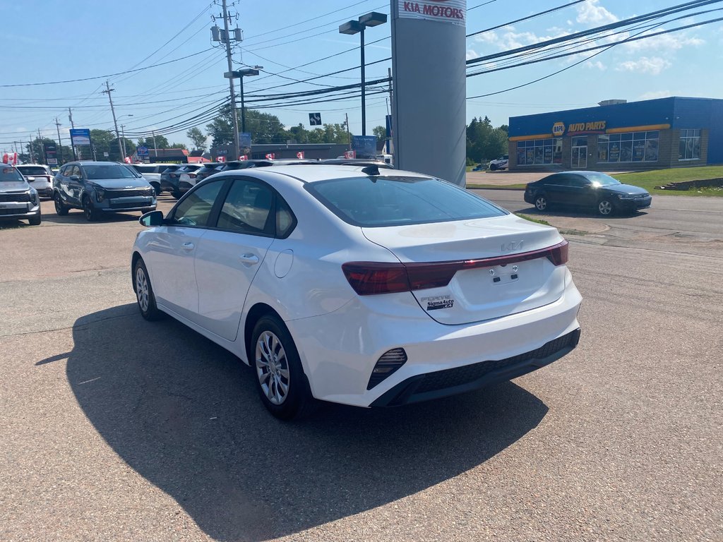 2023 Kia Forte LX | Cam | USB | HtdSeats | Warranty to 2028 in Amherst, Nova Scotia - 10 - w1024h768px
