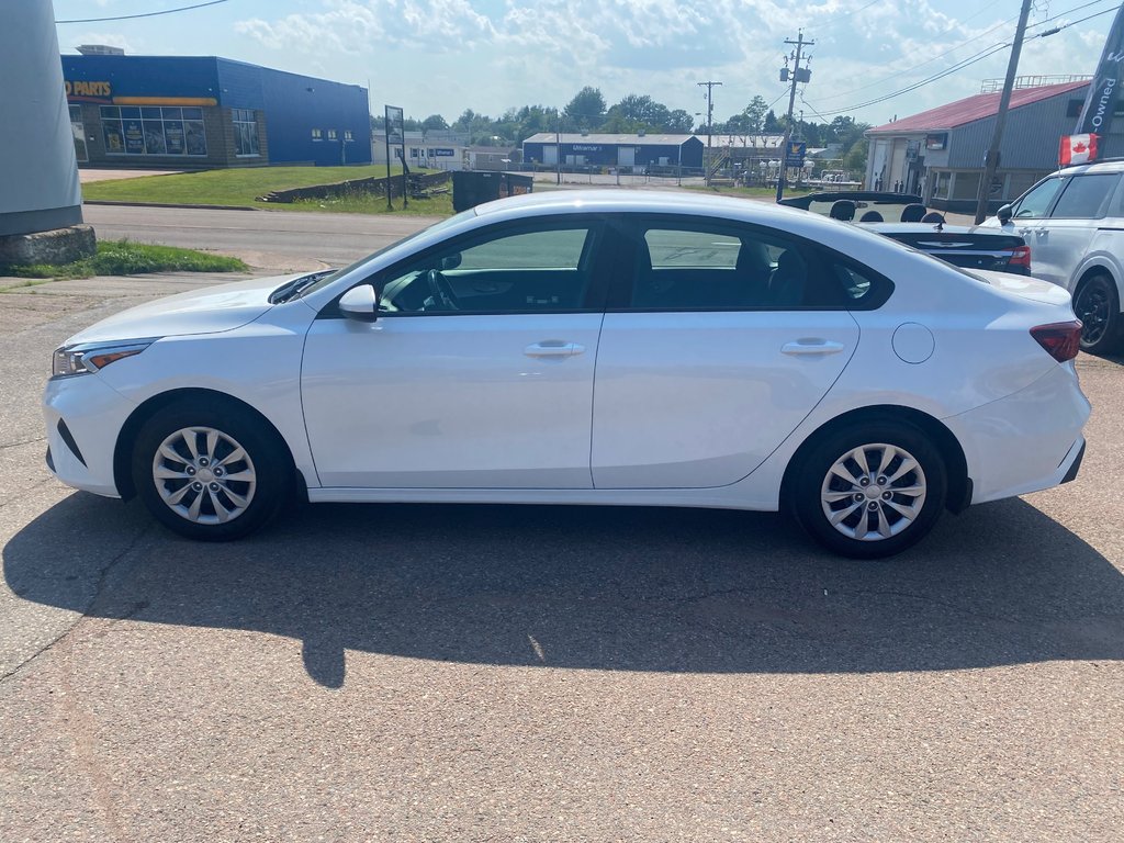 2023 Kia Forte LX | Cam | USB | HtdSeats | Warranty to 2028 in Amherst, Nova Scotia - 8 - w1024h768px