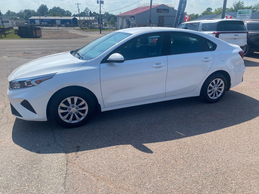2023 Kia Forte LX | Cam | USB | HtdSeats | Warranty to 2028 in Amherst, Nova Scotia - 7 - w1024h768px