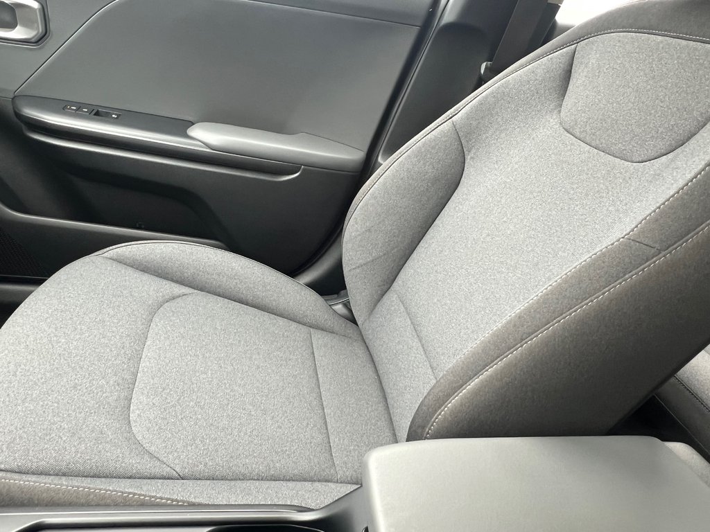 2025 Kia K4 LX | Cam | USB | XM | HtdSeats | Warranty to 2029 in Amherst, Nova Scotia - 38 - w1024h768px