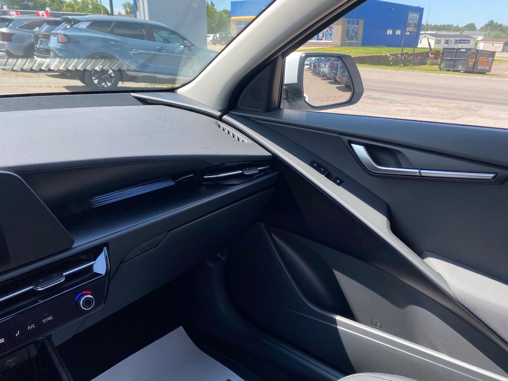 Kia Niro LX | HEV | Cam | USB | HtdSeats | Warranty to 2034 2026 à Amherst, Nouvelle-Écosse - 45 - w1024h768px