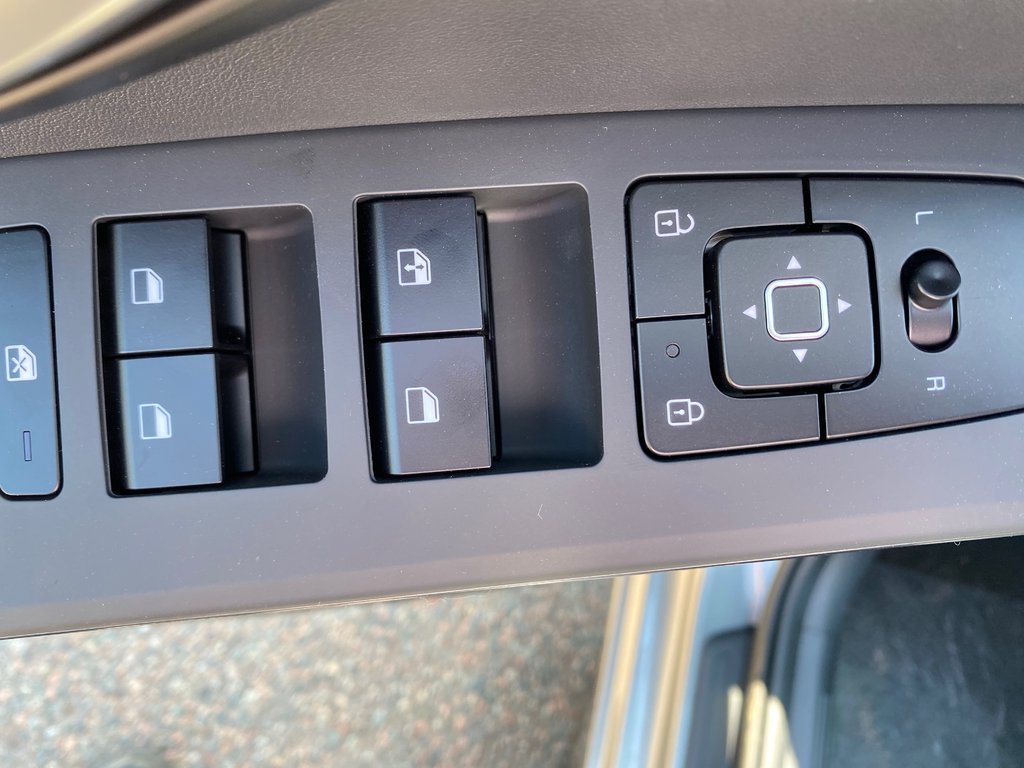 Kia Niro LX | HEV | Cam | USB | HtdSeats | Warranty to 2034 2026 à Amherst, Nouvelle-Écosse - 23 - w1024h768px