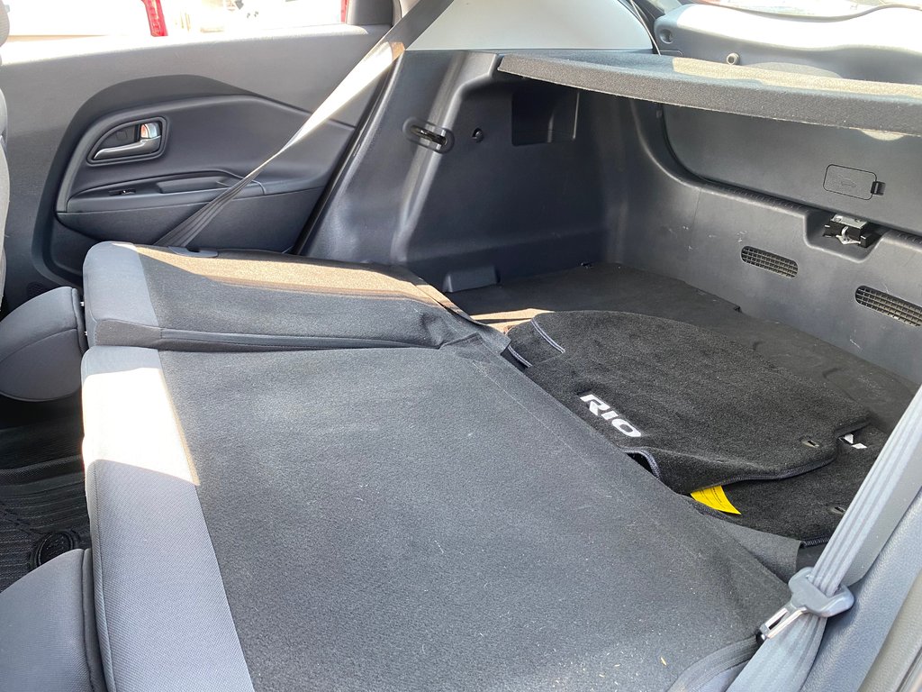 2017 Kia RIO EX | 6-Spd | SunRoof | Cam | USB | Bluetooth | XM in Amherst, Nova Scotia - 34 - w1024h768px