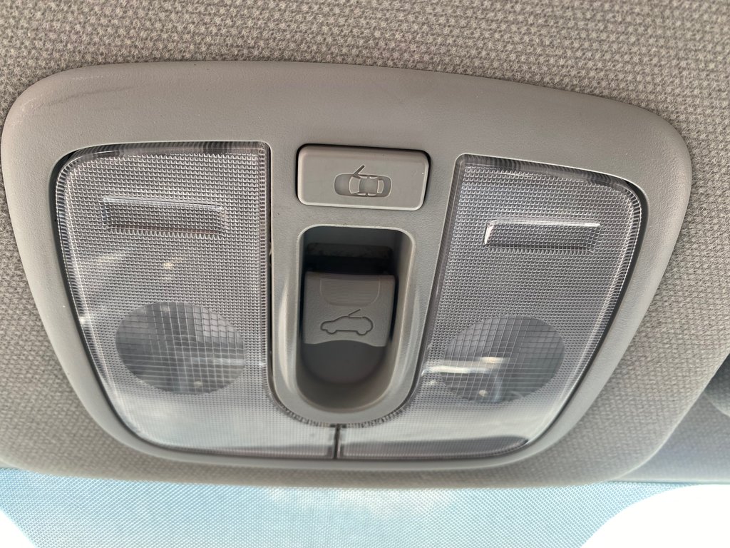 2017 Kia RIO EX | 6-Spd | SunRoof | Cam | USB | Bluetooth | XM in Amherst, Nova Scotia - 28 - w1024h768px