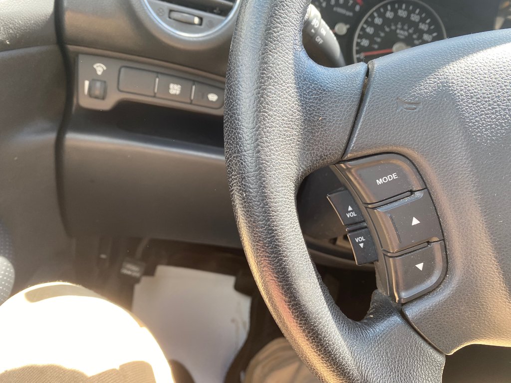 Kia Rondo EX | USB | HtdSeats | Bluetooth | Keyless | Cruise 2011 à Amherst, Nouvelle-Écosse - 73 - w1024h768px