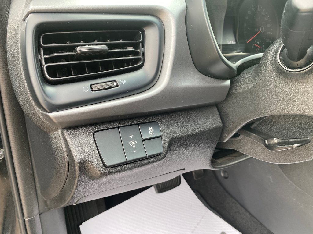 Kia Rondo EX | USB | HtdSeats | Bluetooth | Keyless | Cruise 2011 à Amherst, Nouvelle-Écosse - 40 - w1024h768px
