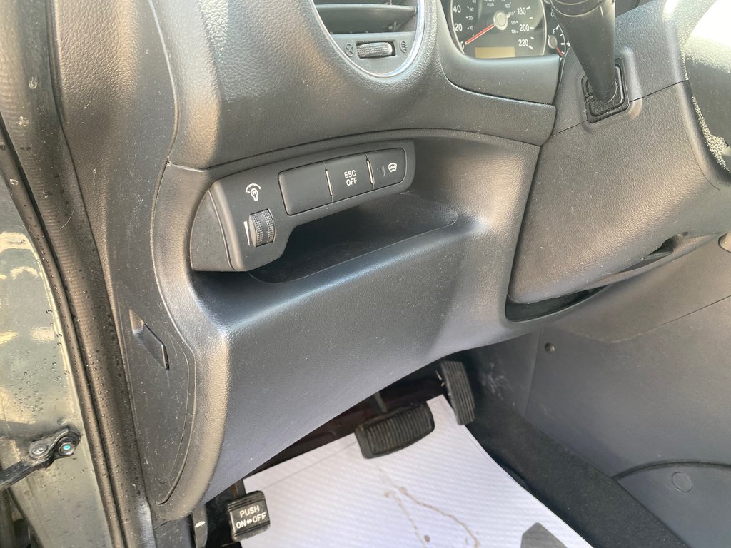 Kia Rondo EX | USB | HtdSeats | Bluetooth | Keyless | Cruise 2011 à Amherst, Nouvelle-Écosse - 70 - w1024h768px
