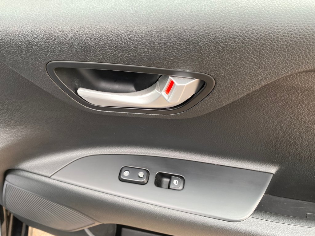 Kia Rondo EX | USB | HtdSeats | Bluetooth | Keyless | Cruise 2011 à Amherst, Nouvelle-Écosse - 13 - w1024h768px