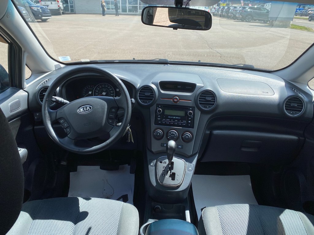 Kia Rondo EX | USB | HtdSeats | Bluetooth | Keyless | Cruise 2011 à Amherst, Nouvelle-Écosse - 93 - w1024h768px