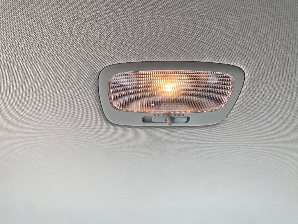 Kia Rondo EX | USB | HtdSeats | Bluetooth | Keyless | Cruise 2011 à Amherst, Nouvelle-Écosse - 91 - w1024h768px
