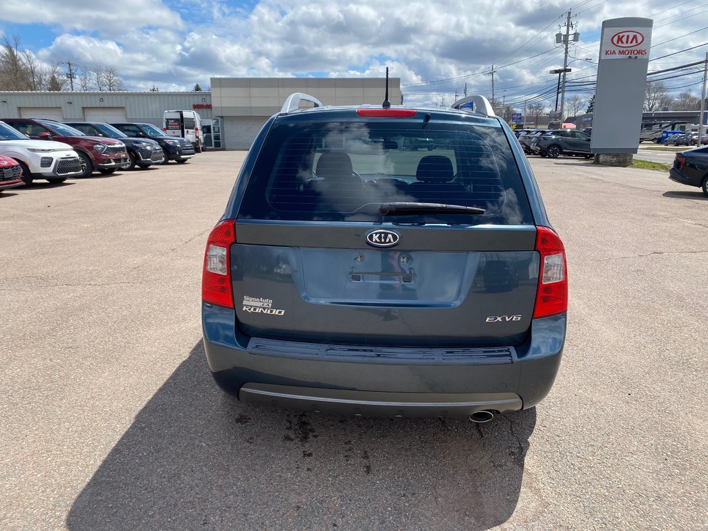Kia Rondo EX | USB | HtdSeats | Bluetooth | Keyless | Cruise 2011 à Amherst, Nouvelle-Écosse - 56 - w1024h768px