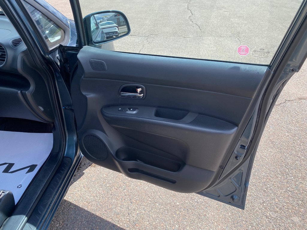 Kia Rondo EX | USB | HtdSeats | Bluetooth | Keyless | Cruise 2011 à Amherst, Nouvelle-Écosse - 108 - w1024h768px