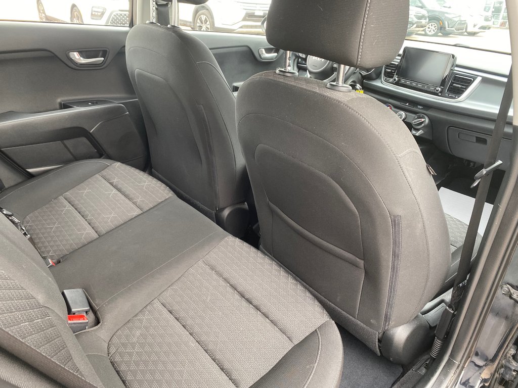 Kia Rondo EX | USB | HtdSeats | Bluetooth | Keyless | Cruise 2011 à Amherst, Nouvelle-Écosse - 17 - w1024h768px