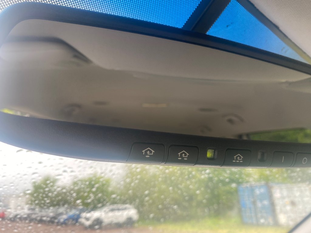 2012 Kia SEDONA LX | 7-Pass | USB | Bluetooth | Keyless | Cruise in Amherst, Nova Scotia - 15 - w1024h768px