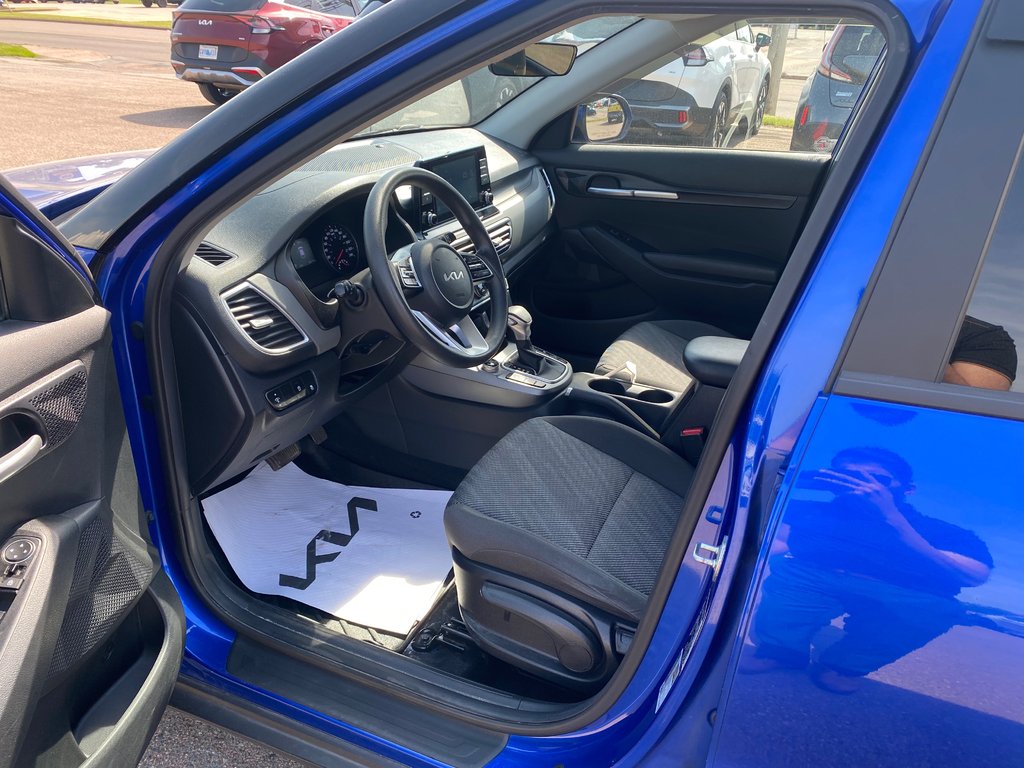 2022 Kia Seltos LX | Cam | USB | HtdSeats | Warranty to 2026 in Amherst, Nova Scotia - 25 - w1024h768px