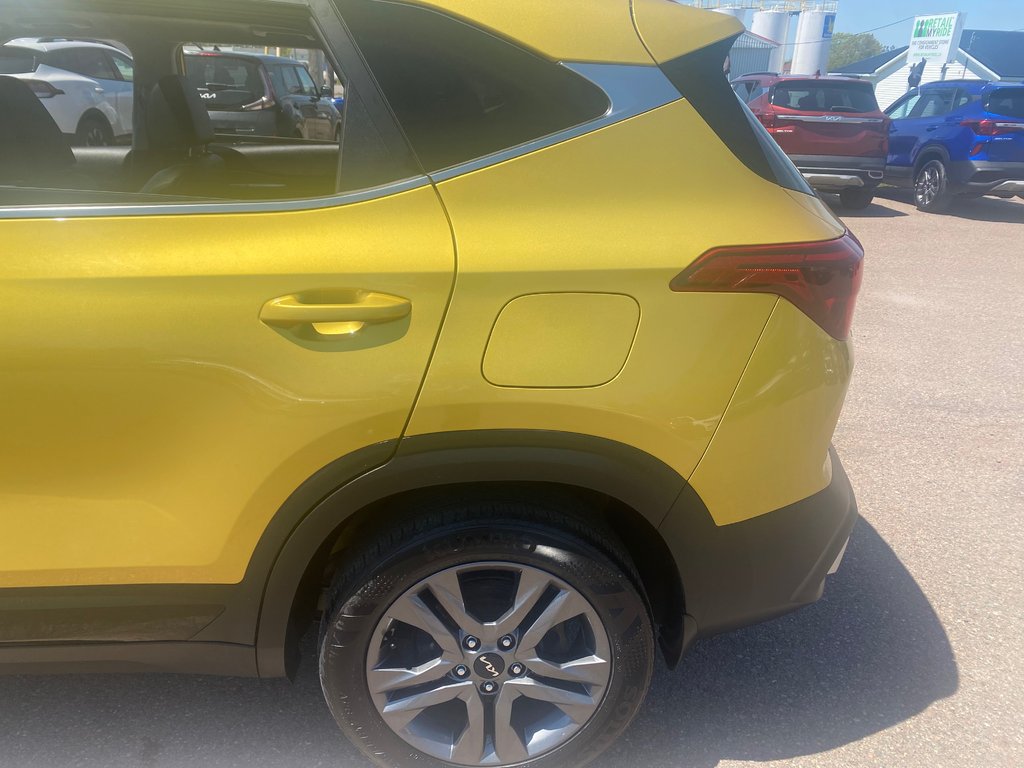 2023 Kia Seltos EX | Leather | SunRoof | Cam | Warranty to 2028 in Hebbville, Nova Scotia - 11 - w1024h768px