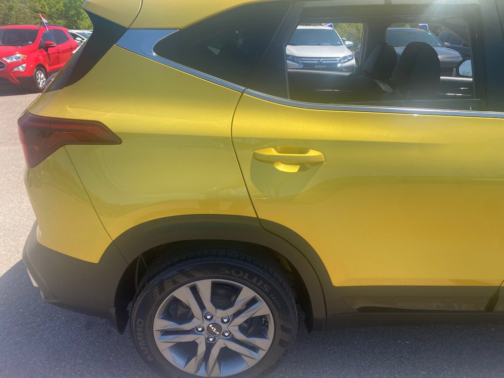 2023 Kia Seltos EX | Leather | SunRoof | Cam | Warranty to 2028 in Hebbville, Nova Scotia - 12 - w1024h768px