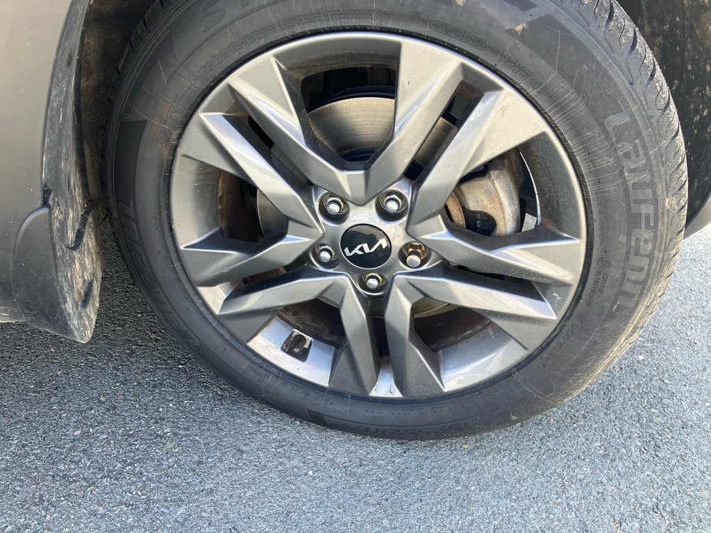 2023 Kia SELTOS EX | Leather | SunRoof | Cam | USB | Bluetooth in Amherst, Nova Scotia - 23 - w1024h768px